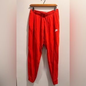 Women’s Size M Nike Joggers
